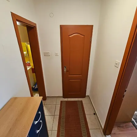 Signet Mit Privatem Balkon By Interhome Apartmán *