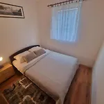 شقة Signet Mit Privatem Balkon By Interhome نوفي فينودولسكي